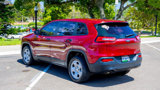 Used 2016 Jeep Cherokee Sport image 6