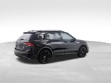 Used 2021 Volkswagen Tiguan SE R-Line image 5
