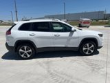 Used 2019 Jeep Cherokee Limited image 4