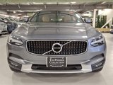 Used 2020 Volvo V90 T6 Cross Country image 2