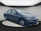 New 2025 Hyundai Elantra SE image 3