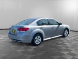 Used 2010 Subaru Legacy 2.5i image 5
