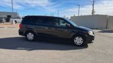 Used 2018 Dodge Grand Caravan SE w/ UConnect Hands-Free Group image 2