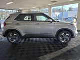 New 2025 Hyundai Venue SEL image 3