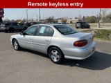 Used 2004 Chevrolet Malibu Classic image 3
