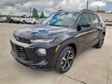 Used 2023 Chevrolet TrailBlazer RS w/ Sun and Liftgate Package image 3