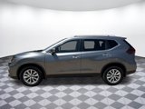 Used 2019 Nissan Rogue SV image 2