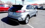 Used 2023 Ford Edge Titanium image 4