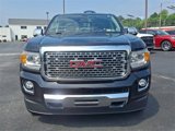 Used 2018 GMC Canyon Denali image 2