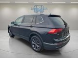 Used 2022 Volkswagen Tiguan SE image 3