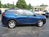 Used 2023 GMC Terrain SLE w/ Driver Convenience Package image 5
