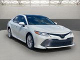 Used 2018 Toyota Camry XLE image 2