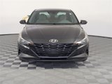 Used 2023 Hyundai Elantra SEL w/ Convenience Package image 3