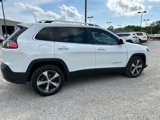 Used 2019 Jeep Cherokee Limited image 6