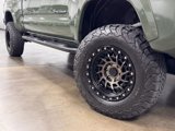 Used 2022 Toyota Tacoma TRD Sport image 3