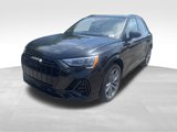 Used 2022 Audi Q3 2.0T Premium w/ Black Optic Sport Package image 2