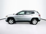 Used 2022 Jeep Compass Latitude image 4
