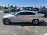 Used 2018 Jaguar XF Premium image 4