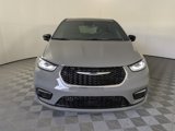 New 2025 Chrysler Pacifica Select image 2
