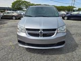 Used 2019 Dodge Grand Caravan SXT image 2