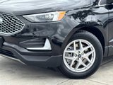 Used 2023 Ford Edge SEL image 3