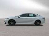 Used 2023 Toyota Camry SE image 2