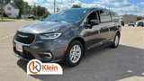 Used 2023 Chrysler Pacifica Touring-L image 3