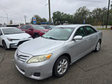 Used 2010 Toyota Camry LE image 4