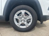 Used 2022 Jeep Compass Sport image 5