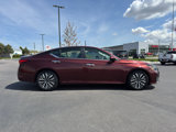 Used 2023 Nissan Altima 2.5 SV image 2