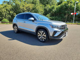 Used 2022 Volkswagen Taos SE image 4