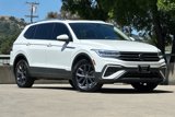 Used 2022 Volkswagen Tiguan SE w/ Panoramic Sunroof Package image 2