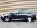 Used 2017 Chrysler Pacifica Touring-L w/ Tire & Wheel Group image 3