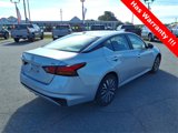 Used 2023 Nissan Altima 2.5 SV image 5