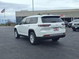 Used 2023 Jeep Grand Cherokee L Laredo image 3
