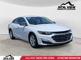 Used 2023 Chevrolet Malibu LS image 2