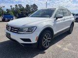 Used 2019 Volkswagen Tiguan SE w/ Panoramic Sunroof Package image 2