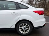 Used 2017 Ford Focus SE image 5