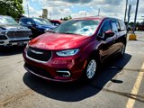 Used 2023 Chrysler Pacifica Touring-L image 3