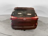 Used 2017 Toyota Sienna XLE image 4