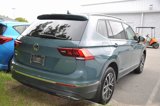 Used 2020 Volkswagen Tiguan SE w/ Panoramic Sunroof Package image 6