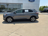 Used 2022 Ford Edge SEL w/ Convenience Package image 2