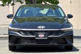 New 2025 Hyundai Elantra SE image 3