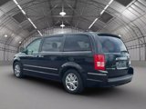 Used 2008 Chrysler Town & Country Limited image 3
