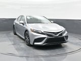 Used 2023 Toyota Camry SE image 2