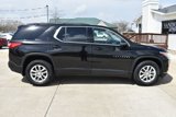 Used 2021 Chevrolet Traverse LT image 2