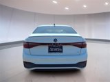 Used 2025 Volkswagen Jetta SE image 6