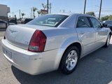 Used 2006 Chrysler 300 Touring w/ Comfort/Convenience Group image 3