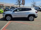 New 2025 Jeep Compass Latitude image 4