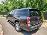 Used 2017 GMC Yukon XL SLT w/ Open Road Package image 3